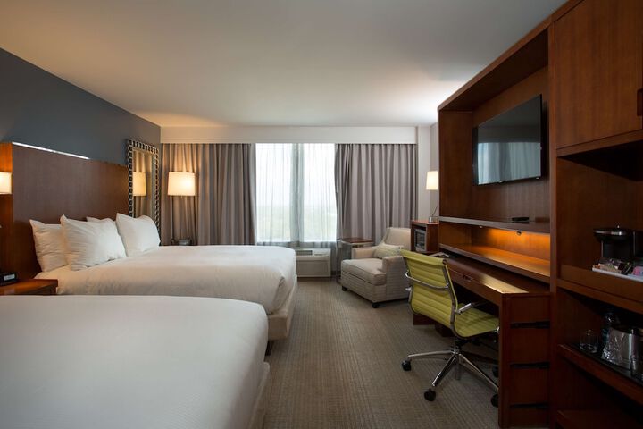 Room 42 of 67