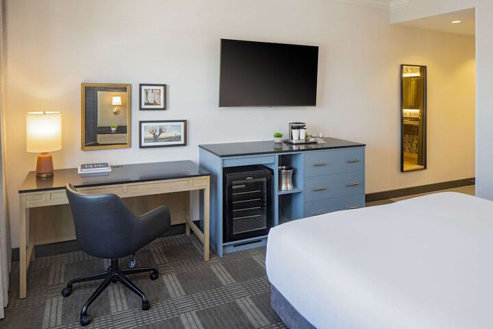 Hilton San Antonio Hill Country