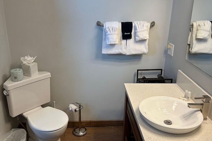 Room 180 of 259