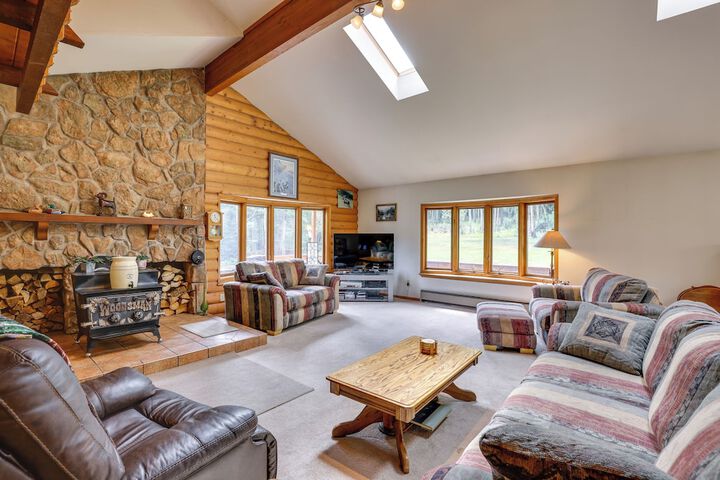 Silver Plume Mountain Haven With Views & Deck!