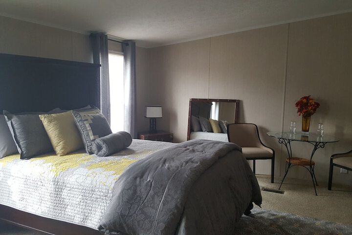 Room 16 of 25
