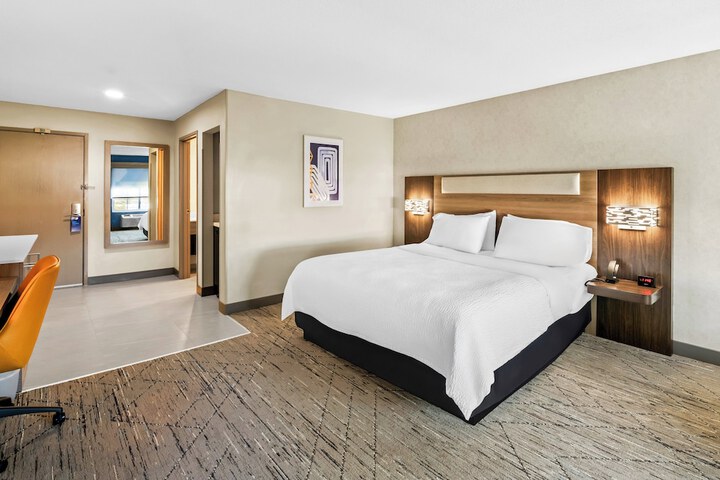 Holiday Inn Express Hotel & Suites Council Bluffs - Convention Center by IHG