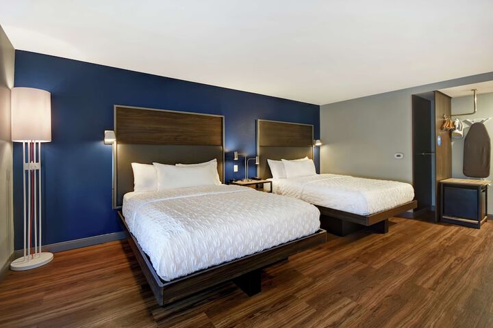 Room 12 of 44
