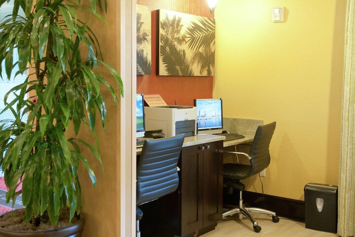 Business Center 54 of 54