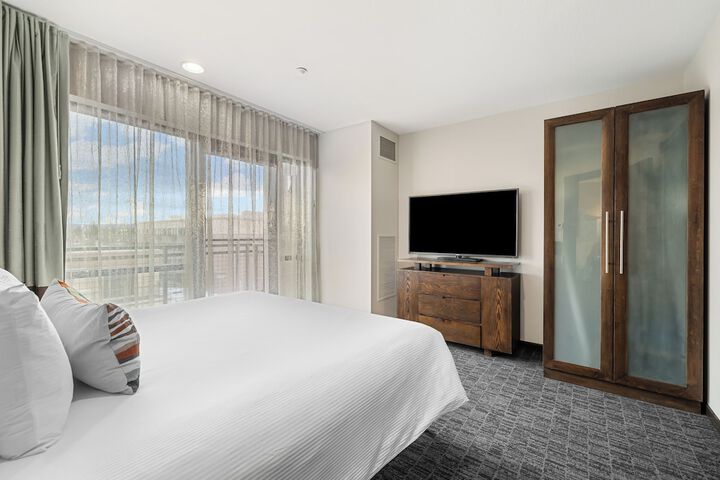 The Oxford Hotel Bend