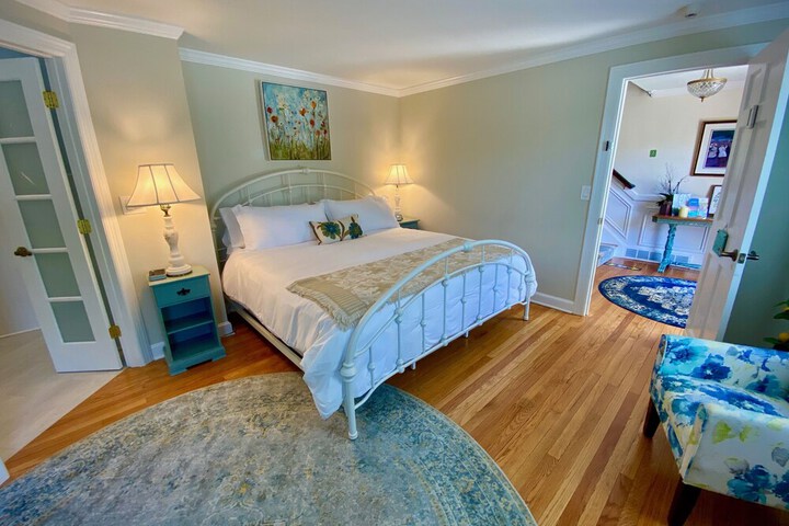 Room 41 of 70