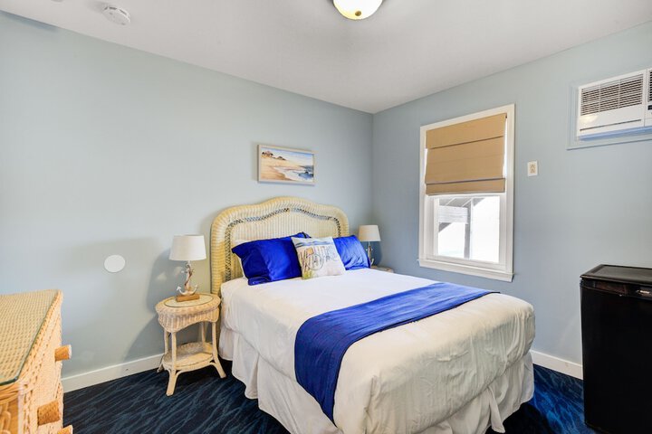 Surf City Hotel