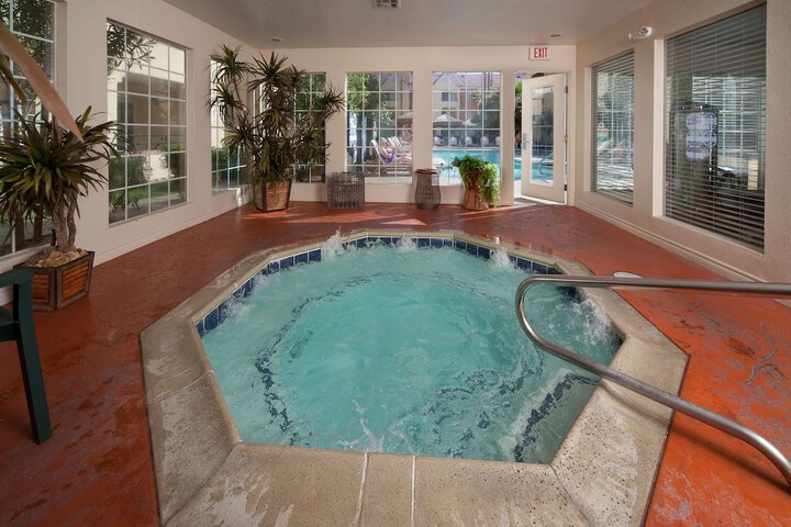 Pool 11 of 73