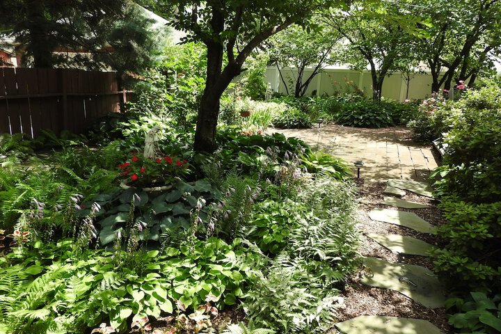 Champaign Garden Inn