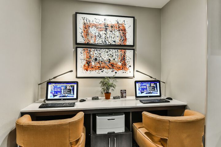 Best Western Plus Cambridge Hotel