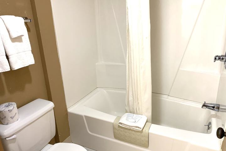 Room 126 of 334