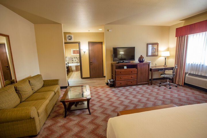 Room 8 of 35