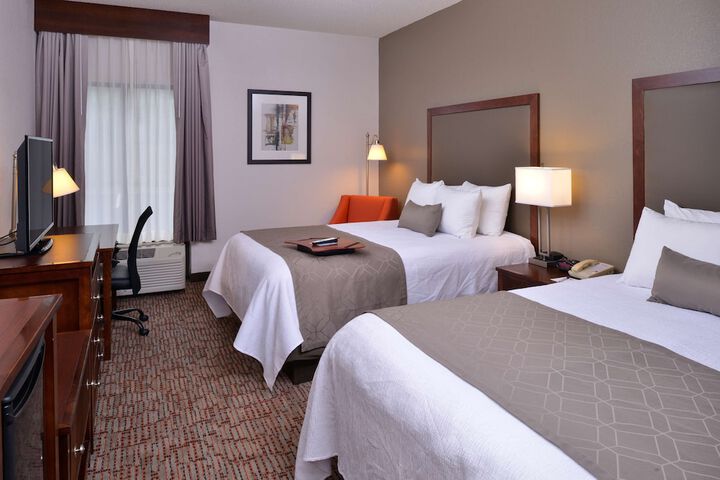 Best Western Plus Wichita West Airport Inn