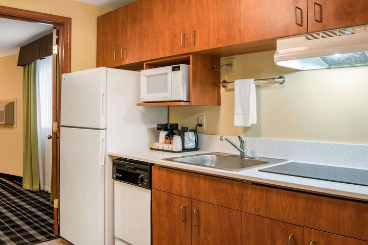 Quality Inn & Suites Albany Corvallis