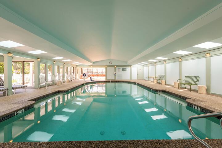 The Meadowmere Resort
