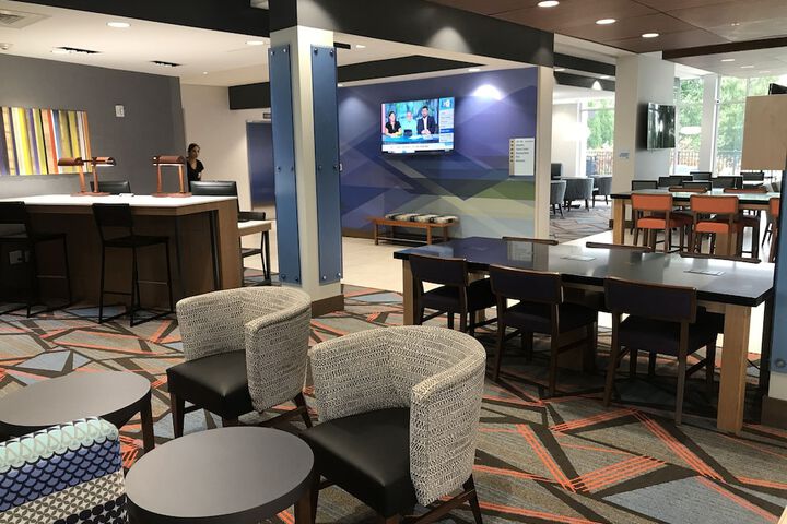 Hotel Interior 10 of 58