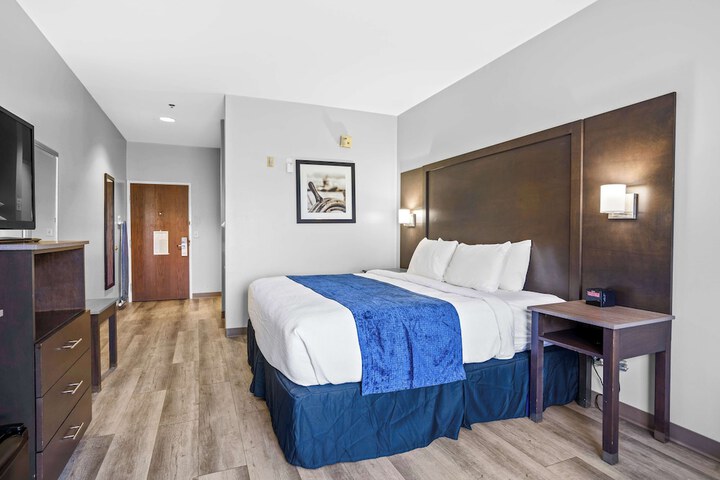 Blue Water Inn & Suites BW Signature Collection