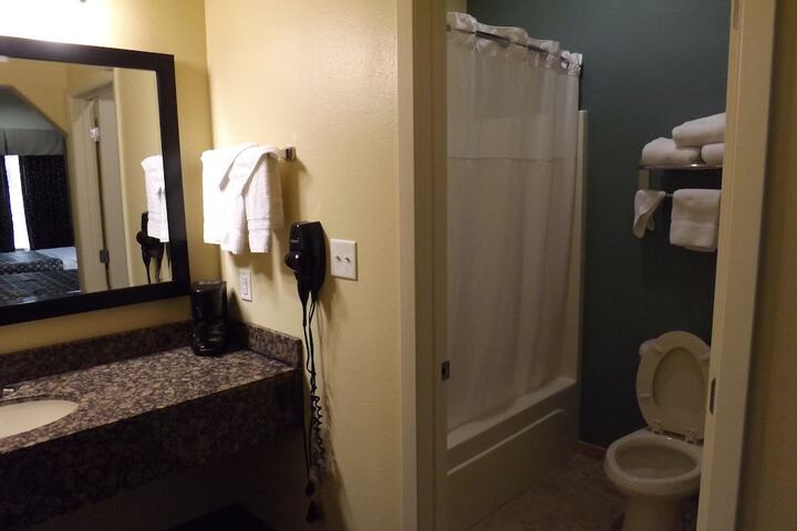 Room 22 of 26