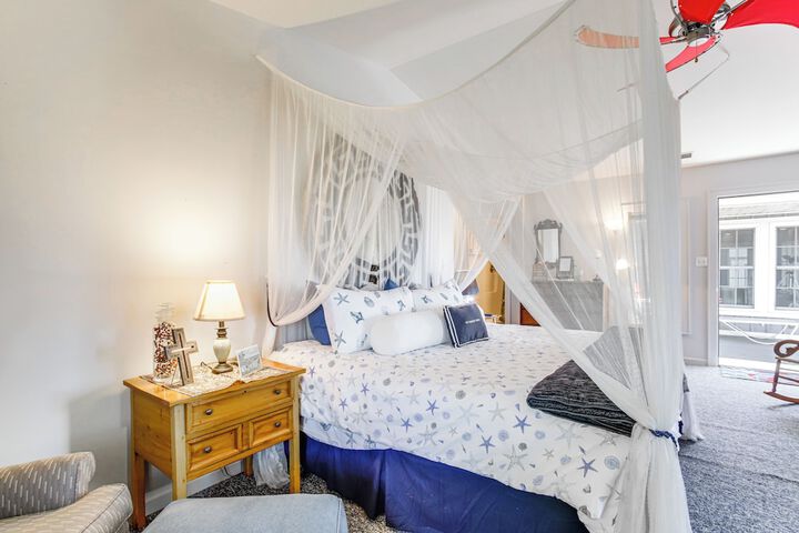 Waterfront Maryland Retreat w / Dock & Bay View!