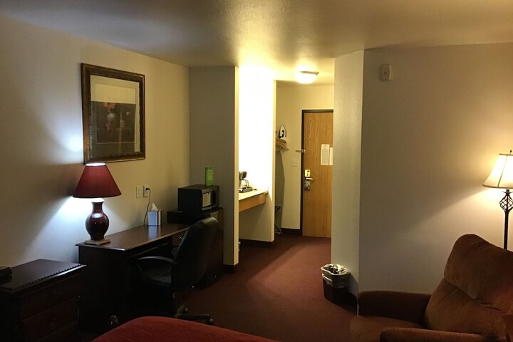 Room 21 of 38