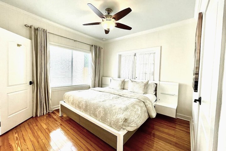 Room 20 of 42