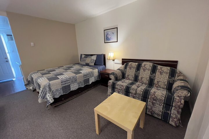 Room 48 of 59