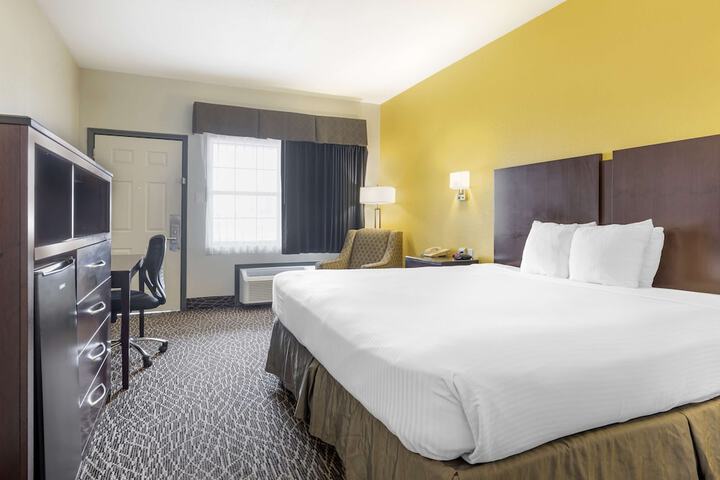 Room 20 of 35