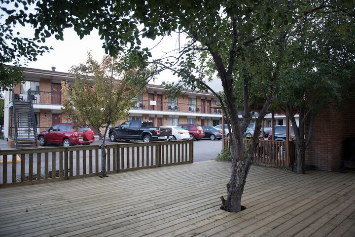 Property Grounds 33 of 40