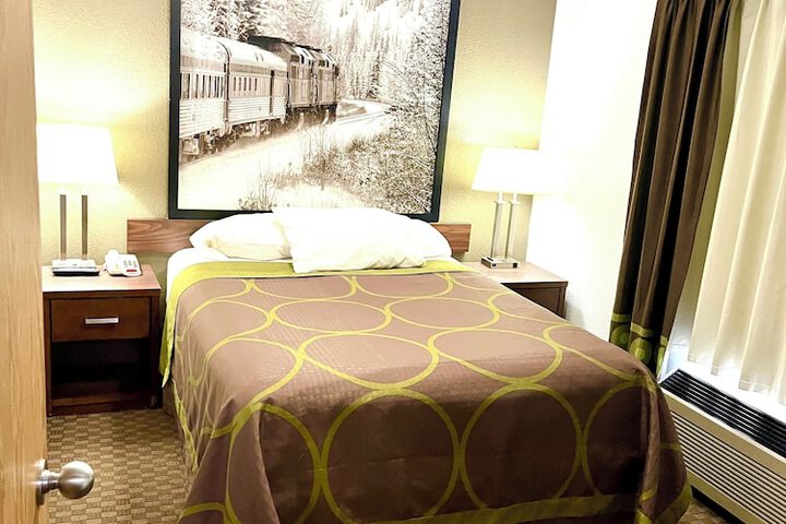 Room 21 of 57
