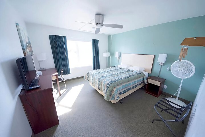 Room 7 of 10