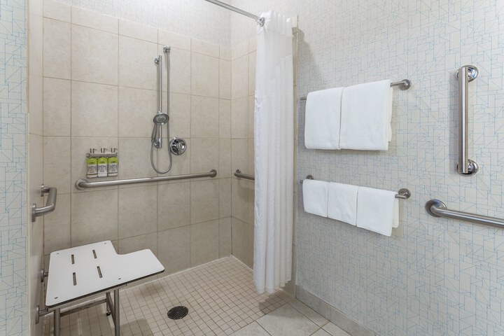 Room 15 of 47