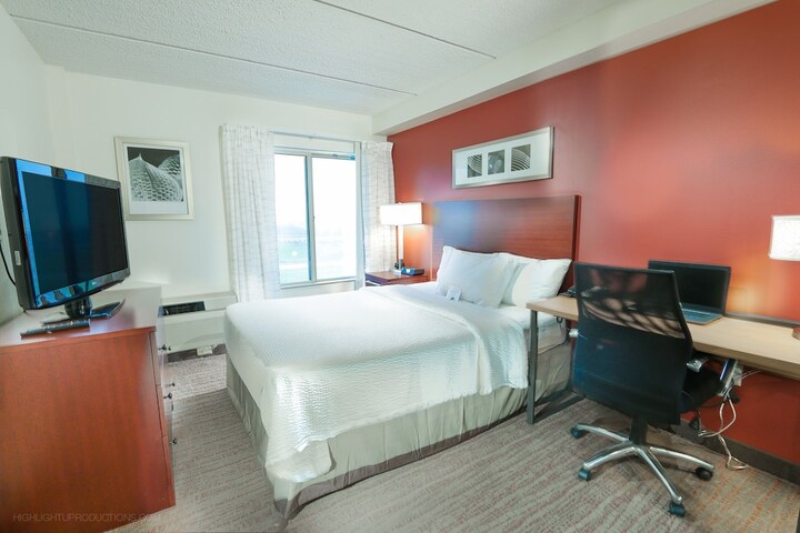 Room 25 of 45