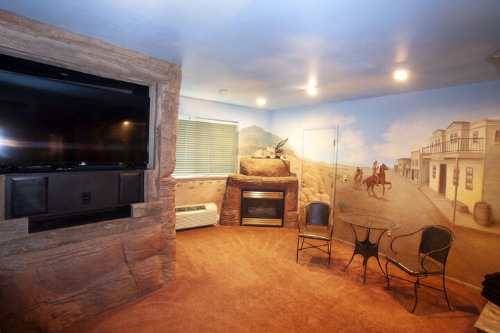 Room 9 of 62