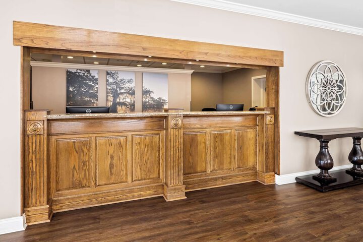Best Western Forest Inn