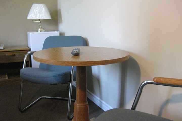 Room 3 of 8