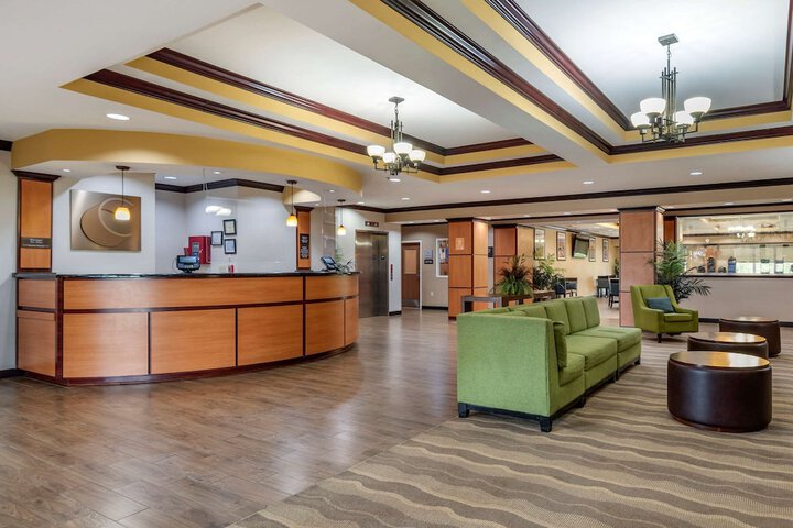 Hotel Interior 11 of 41