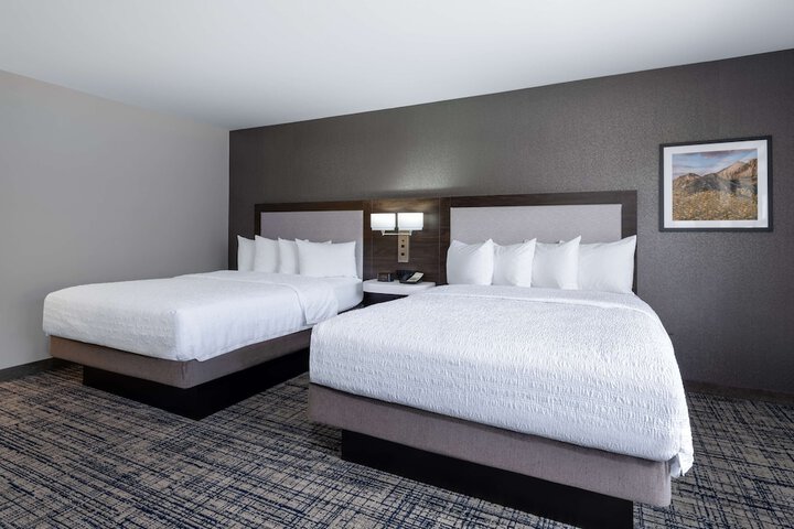 Hampton Inn & Suites Agoura Hills