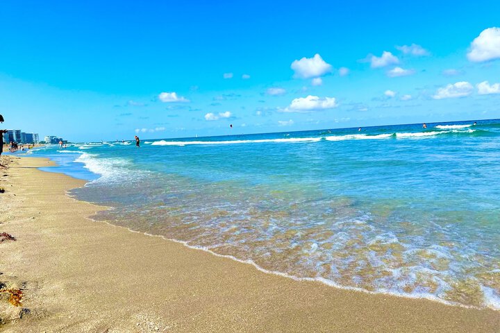 Club Lux Resort by the Beach