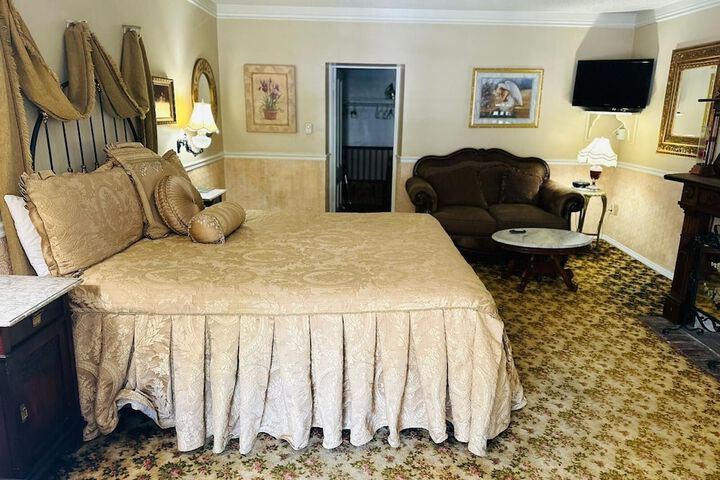 Gunn House Hotel