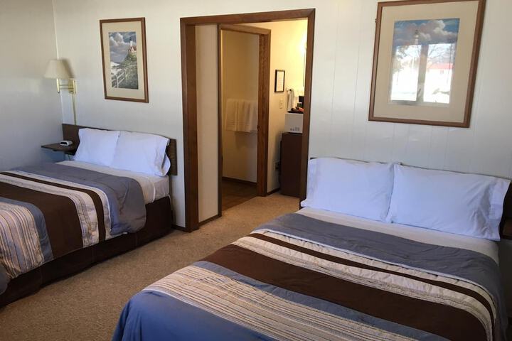 Coho Motel and Suites