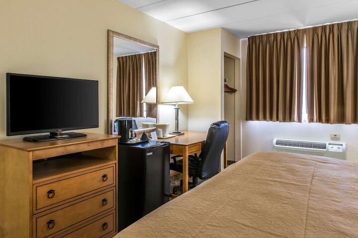 Quality Inn & Suites Fairview - Erie