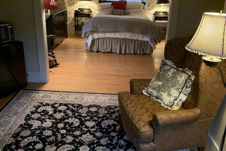 Room 22 of 53