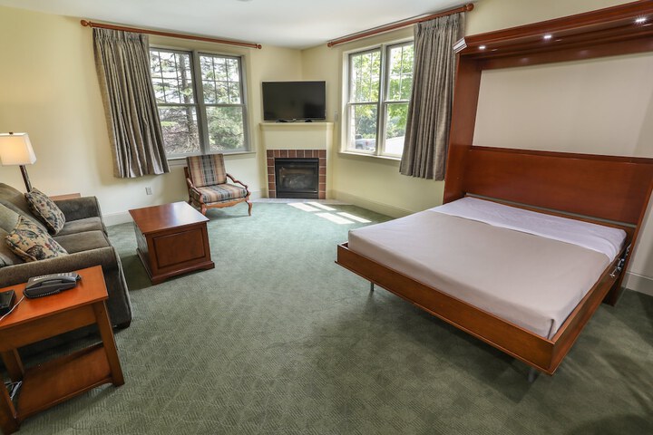 Room 43 of 132