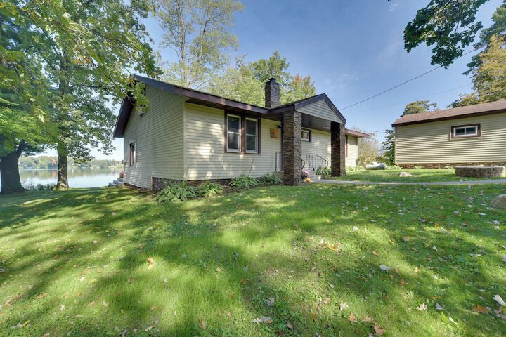 Pet Friendly - Rice Lake Home w / Private Dock!