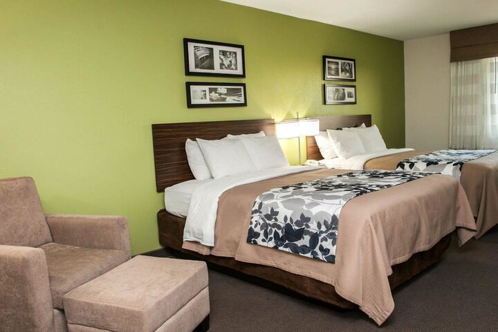 Room 34 of 54