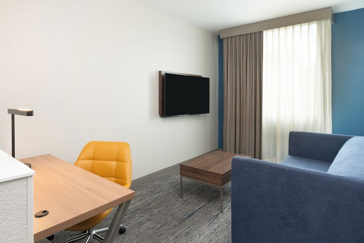Holiday Inn Express Miami Airport Blue Lagoon Area by IHG