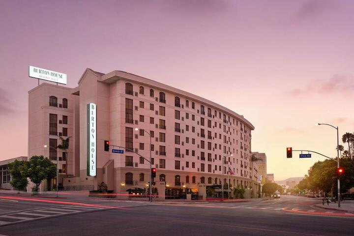 Hotel 2 of 76