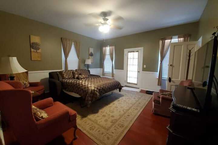 Room 16 of 49