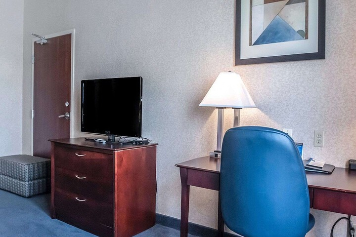 Room 16 of 31