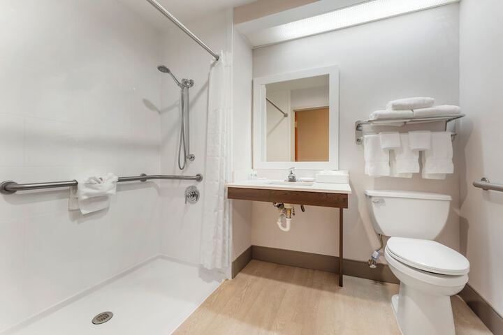 Comfort Inn & Suites LaVale - Cumberland